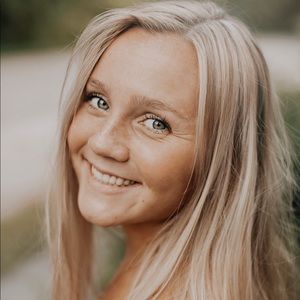 Meet your Posher, Sydney